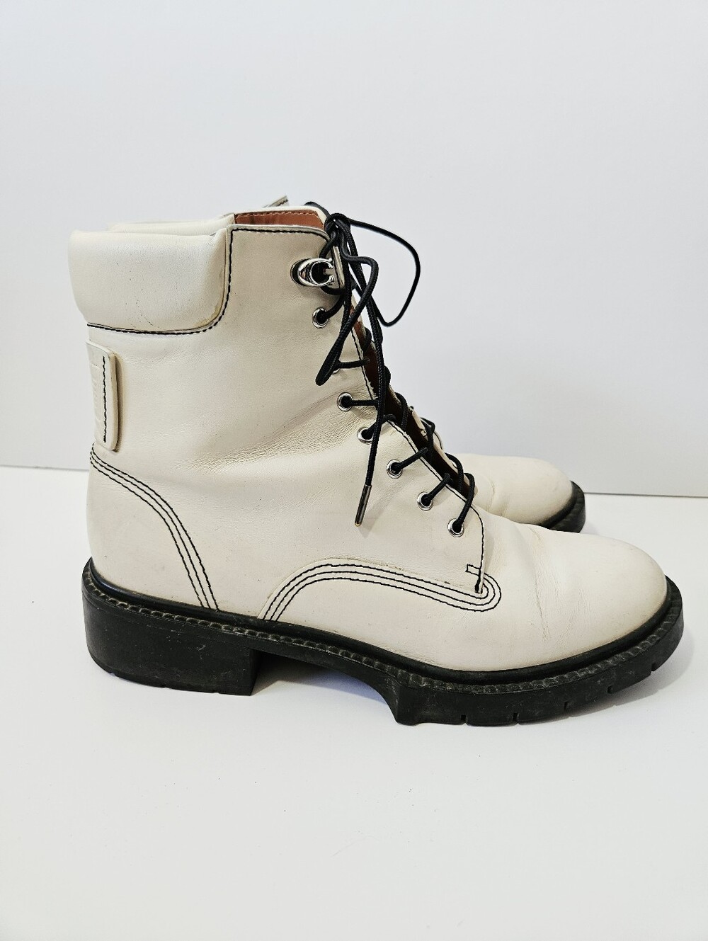 Coach Lorimor Lace Up Combat Boots Size 8.5  White Ankle